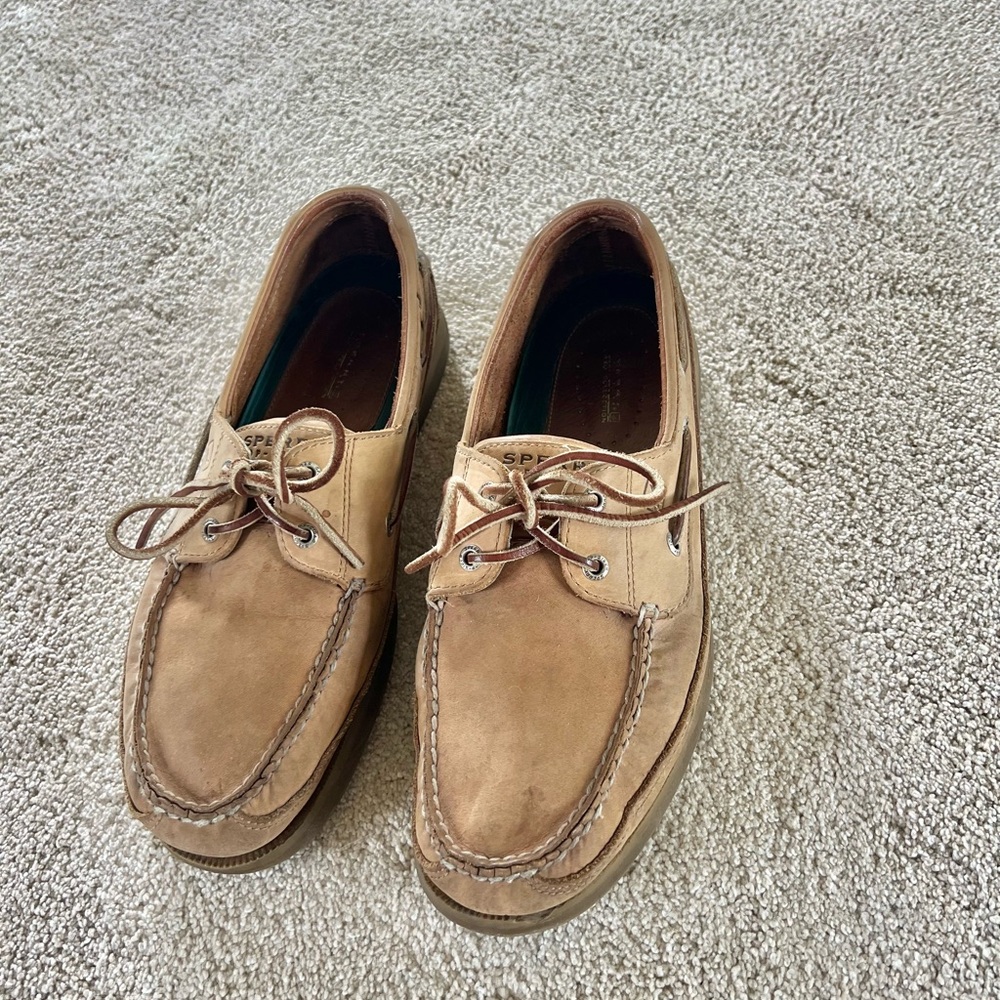 Sperry Tan Boat Shoes with Moccasin Construction and Rawhide Laces - Picture 2 of 5